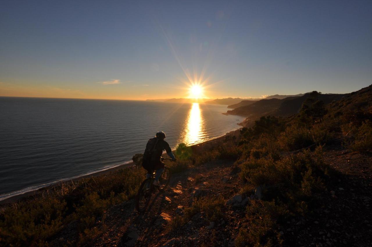 Residence Finale Bike And Beach Finale Ligure Zewnętrze zdjęcie